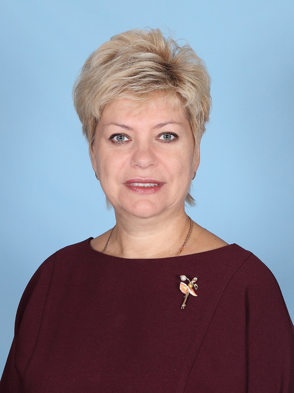 Акаева Светлана Николаевна.